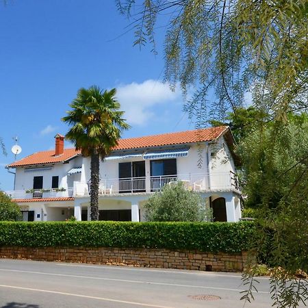 Beautiful Apartments First Row To The Sea Πόρετς Εξωτερικό φωτογραφία