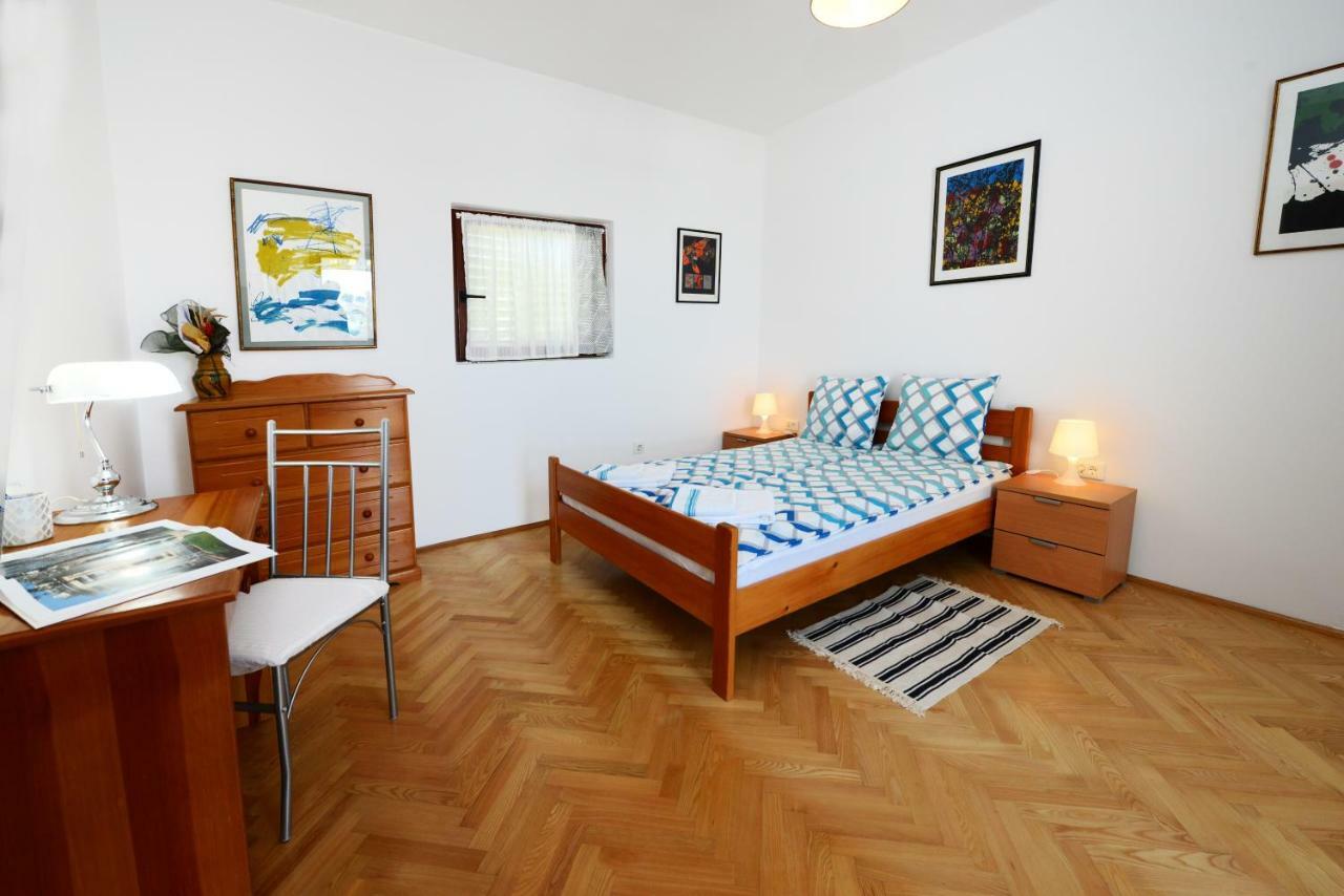 Beautiful Apartments First Row To The Sea Πόρετς Εξωτερικό φωτογραφία