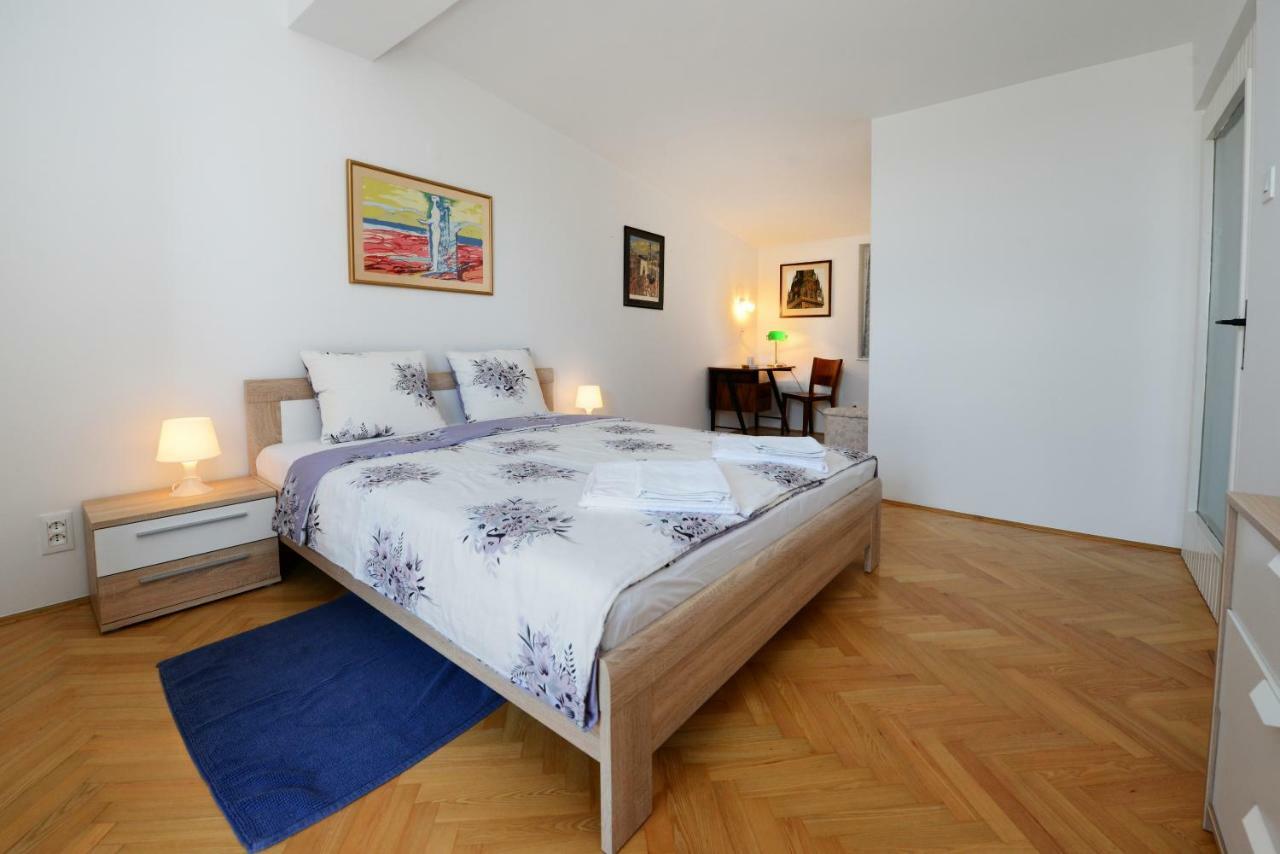 Beautiful Apartments First Row To The Sea Πόρετς Εξωτερικό φωτογραφία