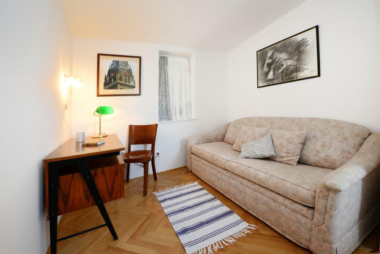 Beautiful Apartments First Row To The Sea Πόρετς Εξωτερικό φωτογραφία